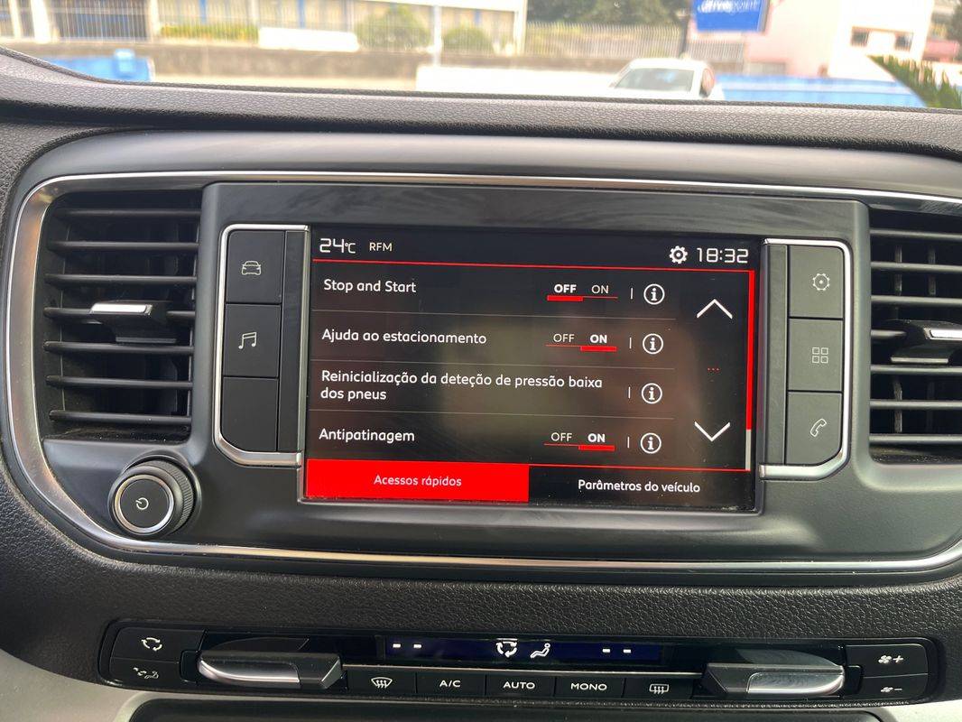 citroen-spacetourer-2021-diesel-1499cc