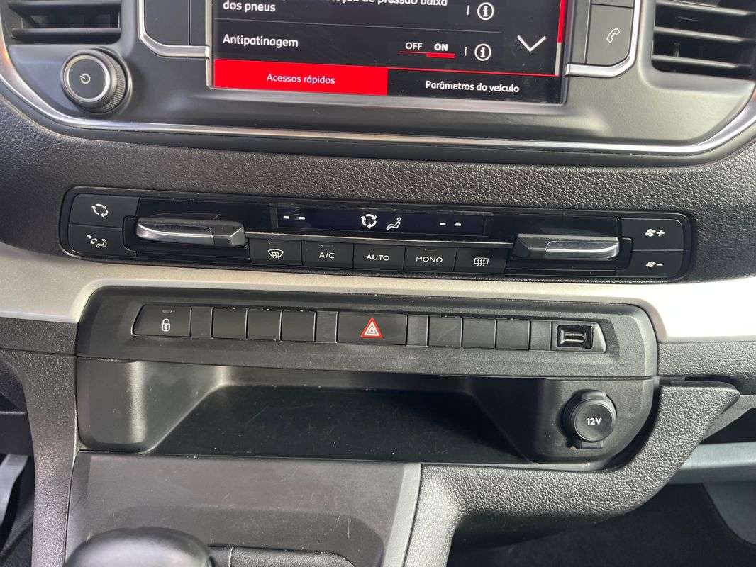 citroen-spacetourer-2021-diesel-1499cc