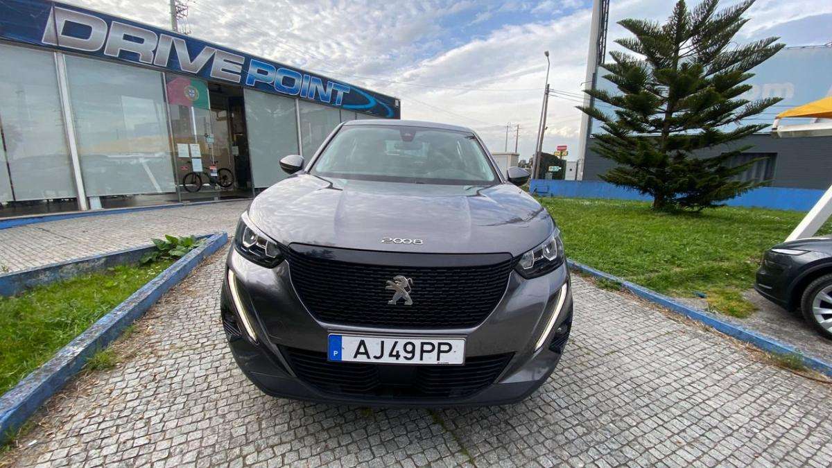peugeot-2008-2021-diesel-1499cc