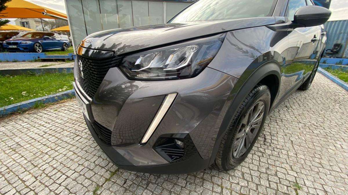 peugeot-2008-2021-diesel-1499cc