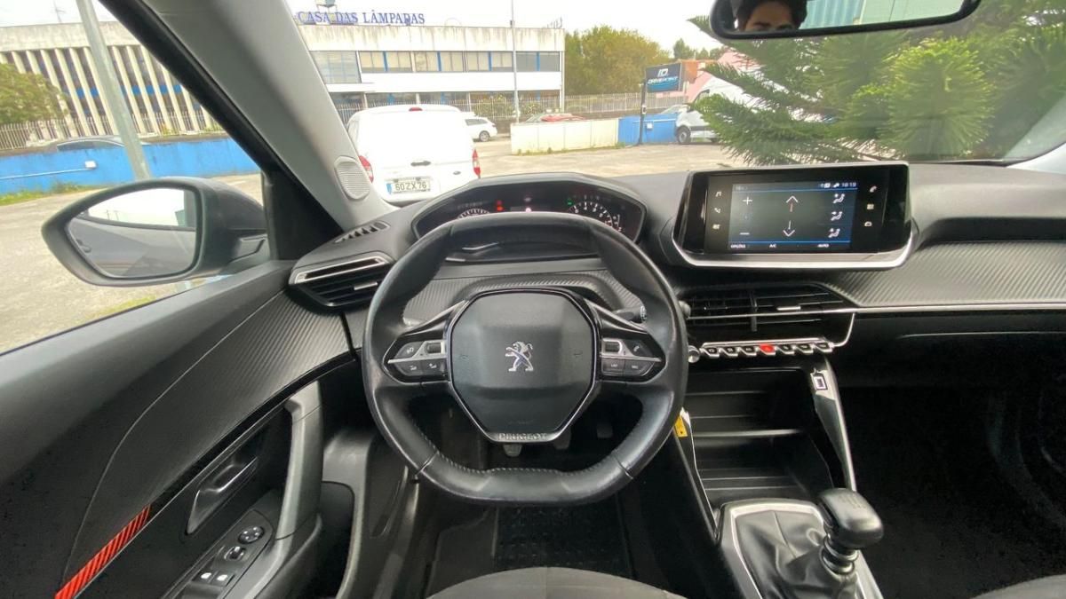 peugeot-2008-2021-diesel-1499cc