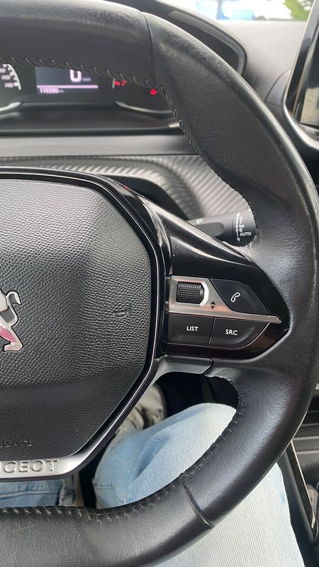 peugeot-2008-2021-diesel-1499cc