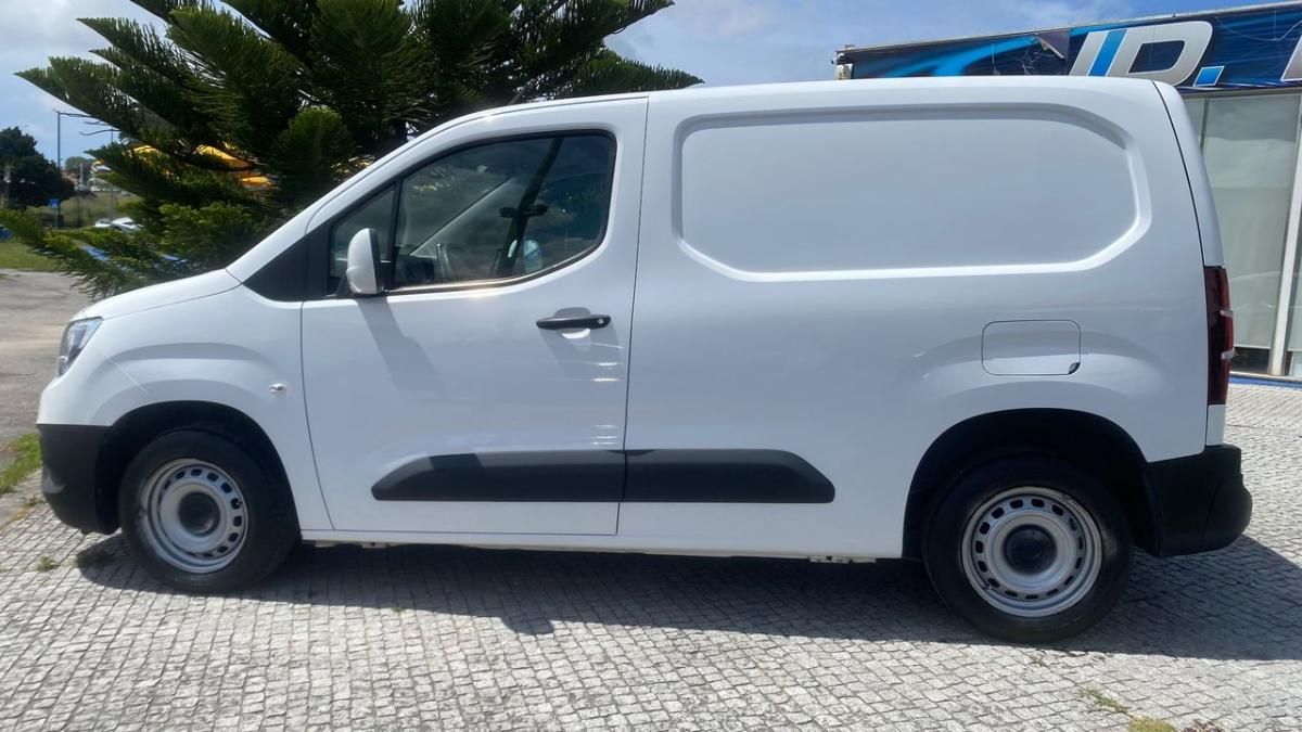 opel-combo-2019-diesel-1499cc