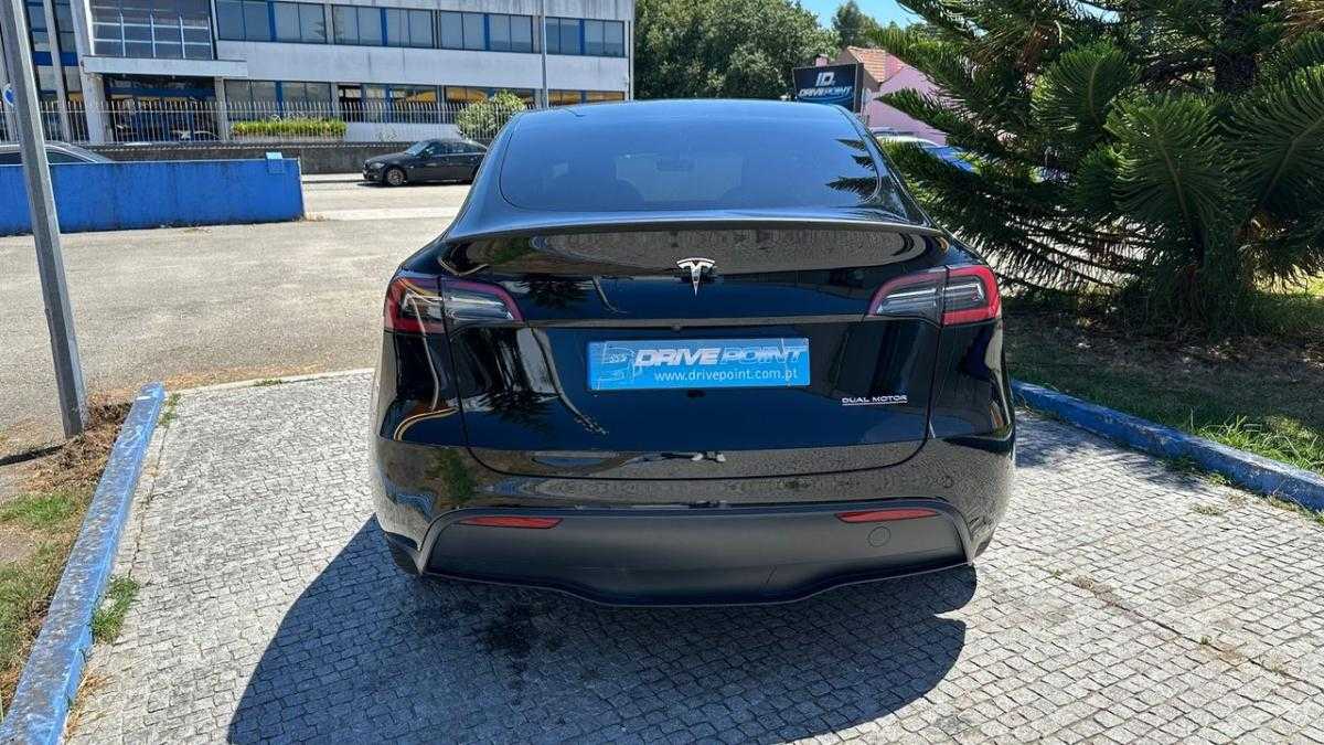 tesla-model-y-2022-eletrico-0cc