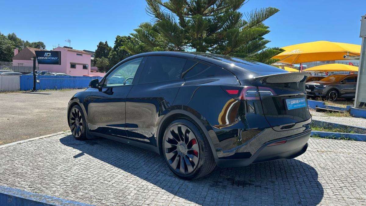 tesla-model-y-2022-eletrico-0cc