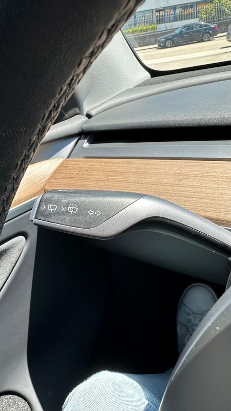 tesla-model-y-2022-eletrico-0cc