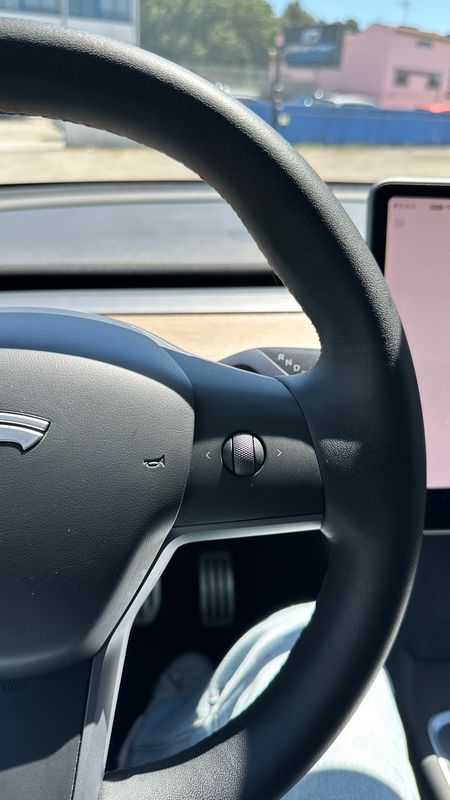 tesla-model-y-2022-eletrico-0cc