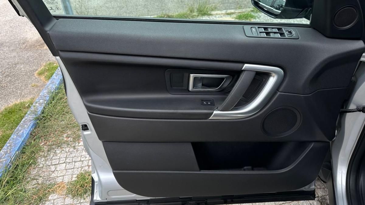 land-rover-discovery-sport-2017-diesel-1999cc