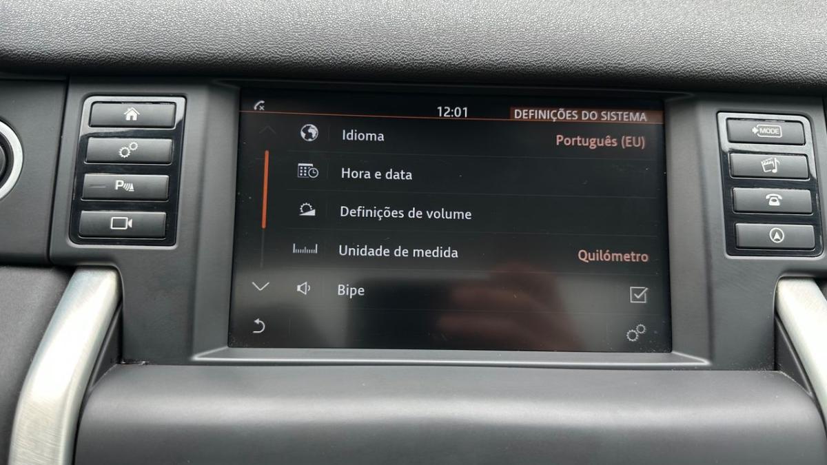 land-rover-discovery-sport-2017-diesel-1999cc