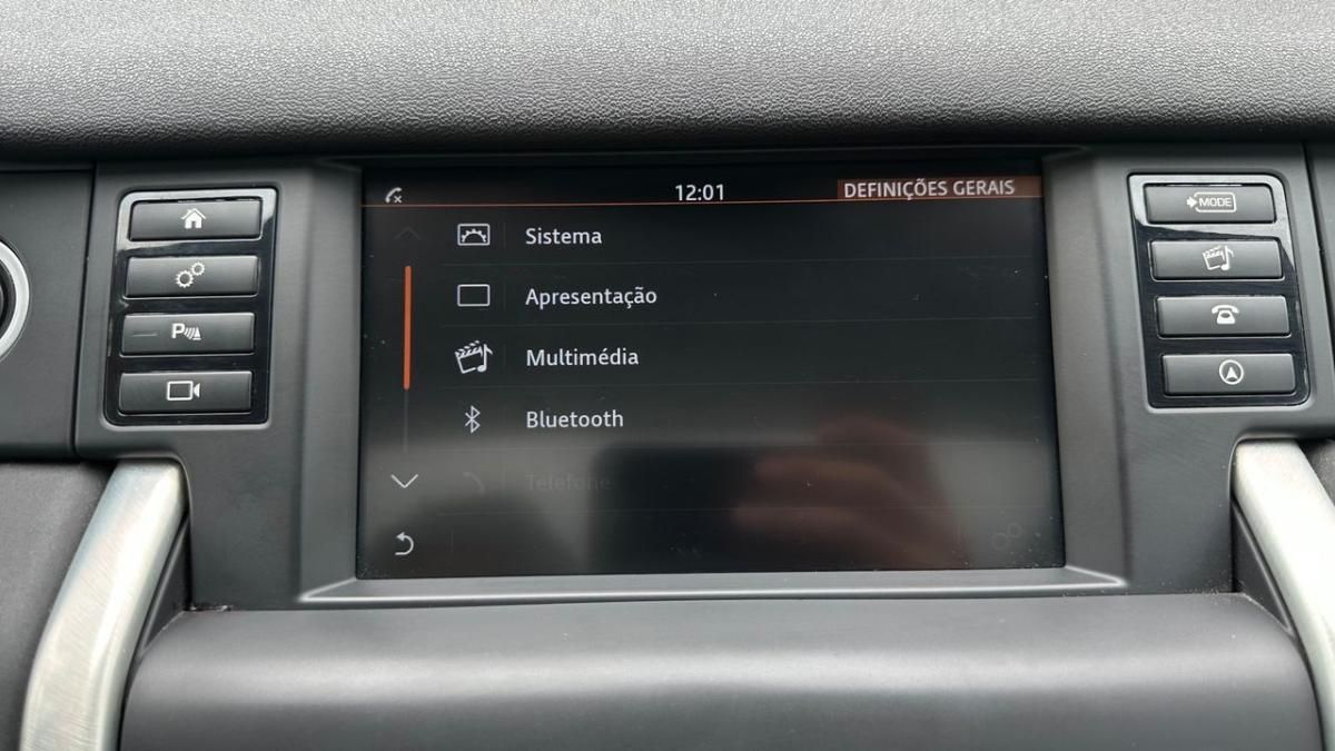 land-rover-discovery-sport-2017-diesel-1999cc