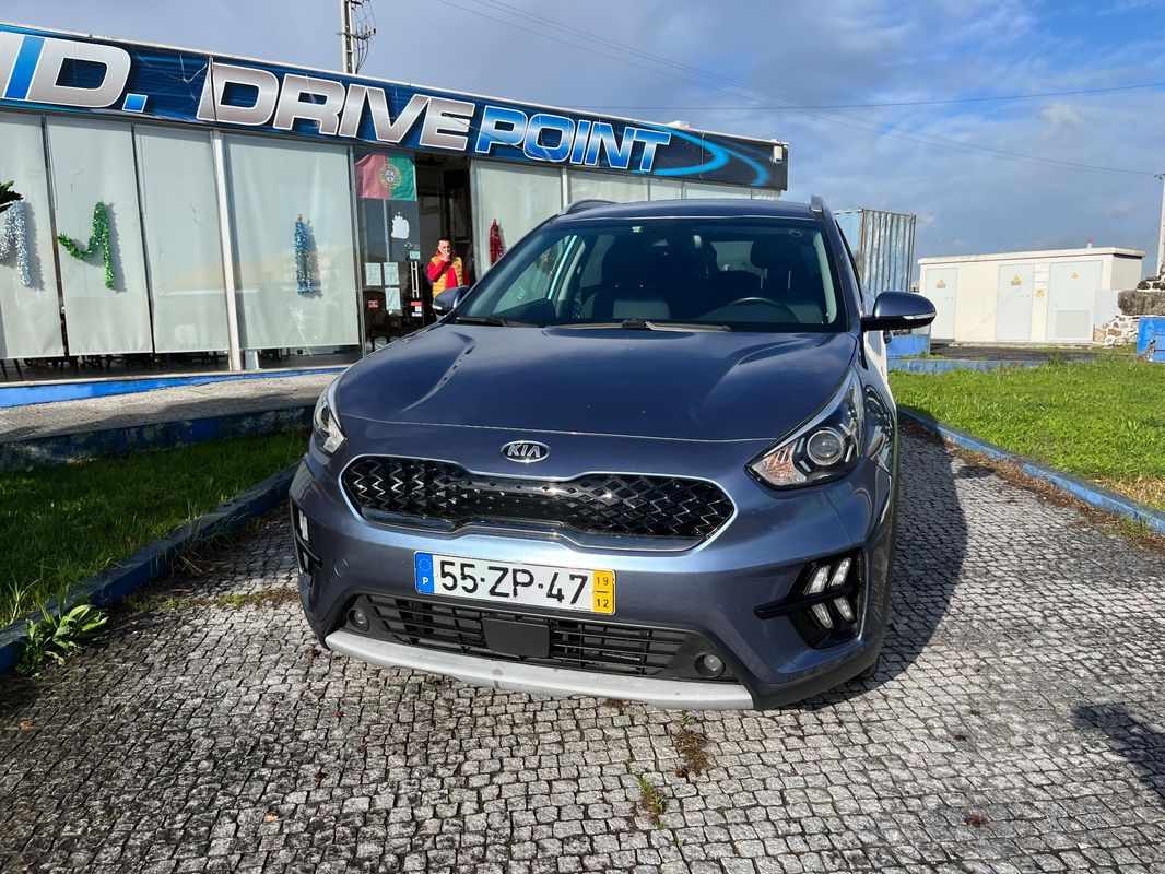 kia-niro-2019-hibrido-a-gasolina-1580cc