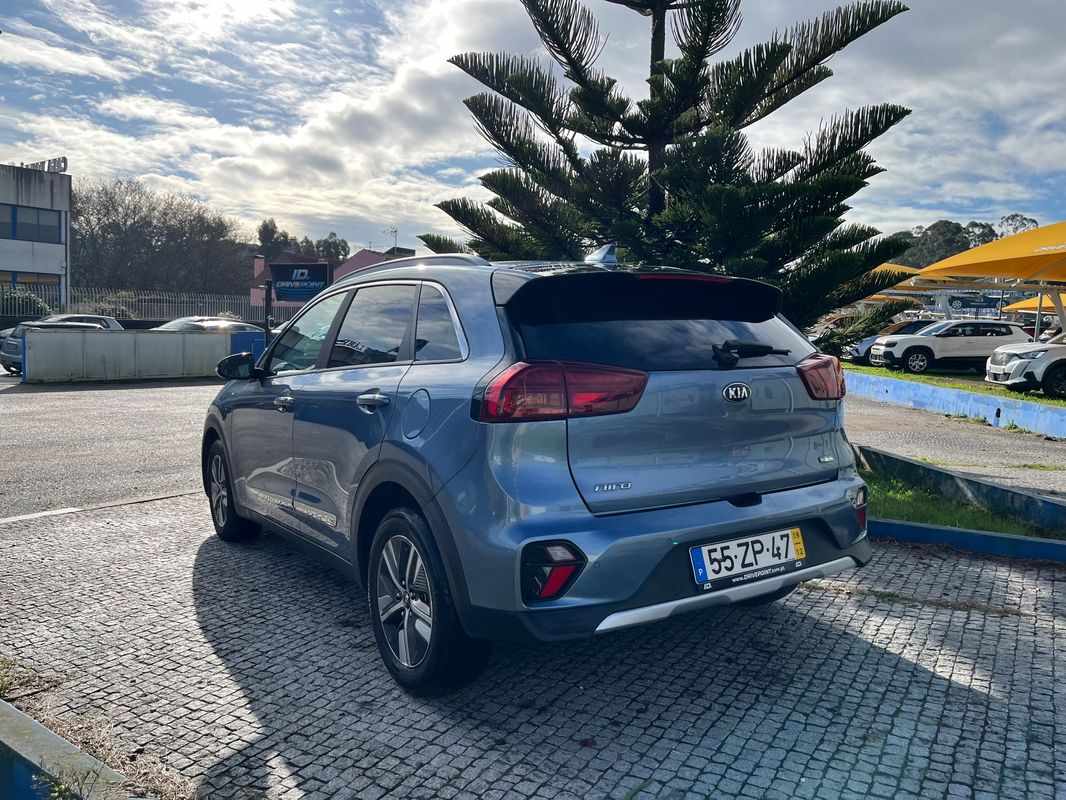 kia-niro-2019-hibrido-a-gasolina-1580cc