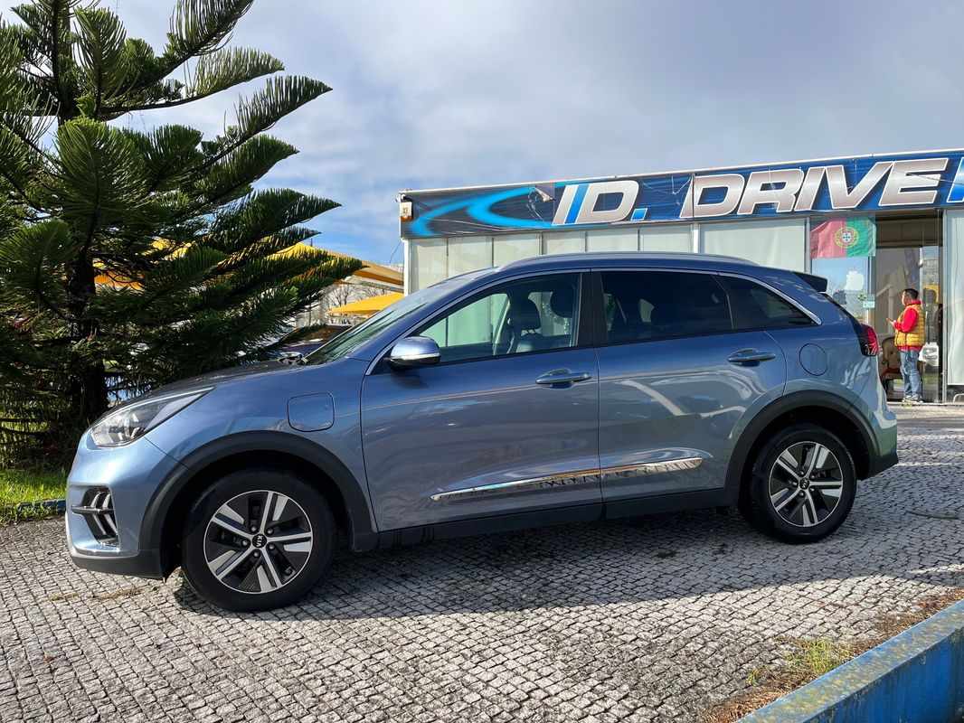 kia-niro-2019-hibrido-a-gasolina-1580cc