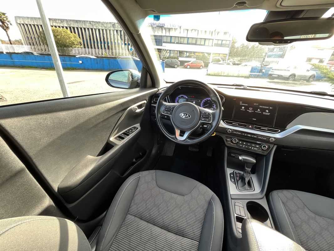 kia-niro-2019-hibrido-a-gasolina-1580cc