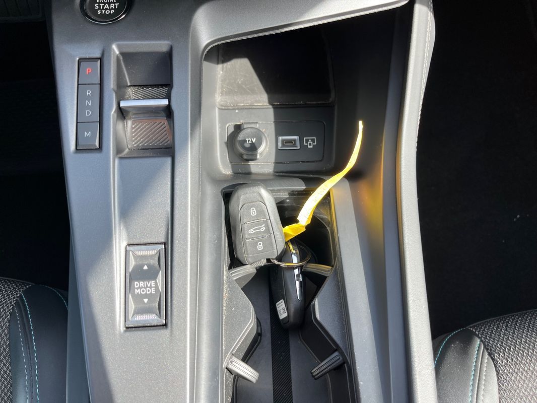 peugeot-308-2022-diesel-1499cc