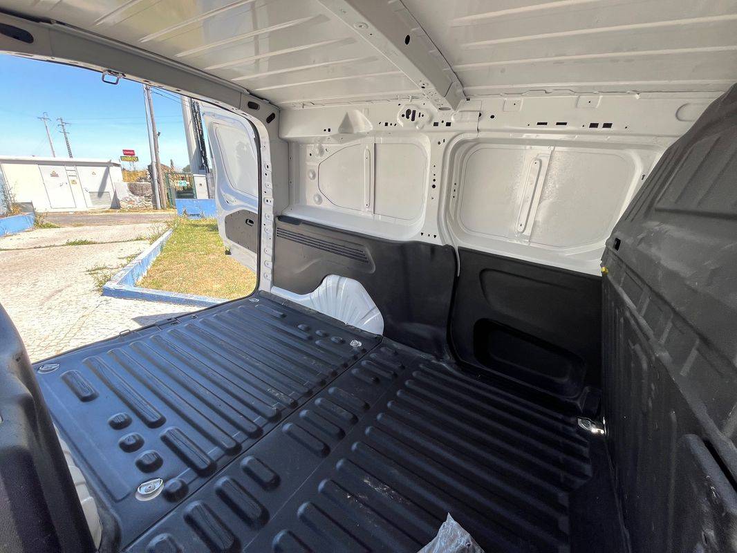 citroen-berlingo-2021-diesel-1499cc