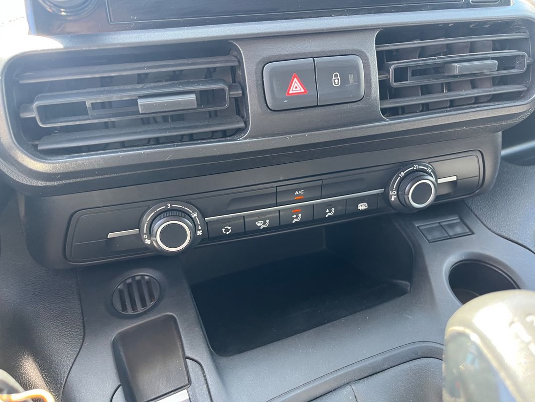 citroen-berlingo-2021-diesel-1499cc
