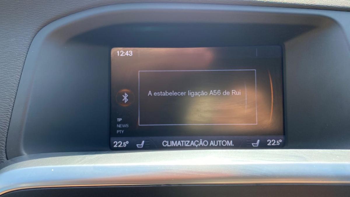 volvo-v60-2012-diesel-1560cc