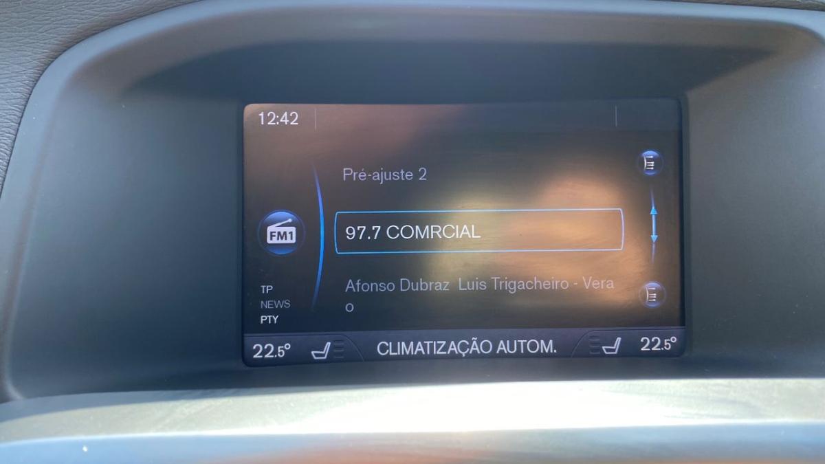 volvo-v60-2012-diesel-1560cc