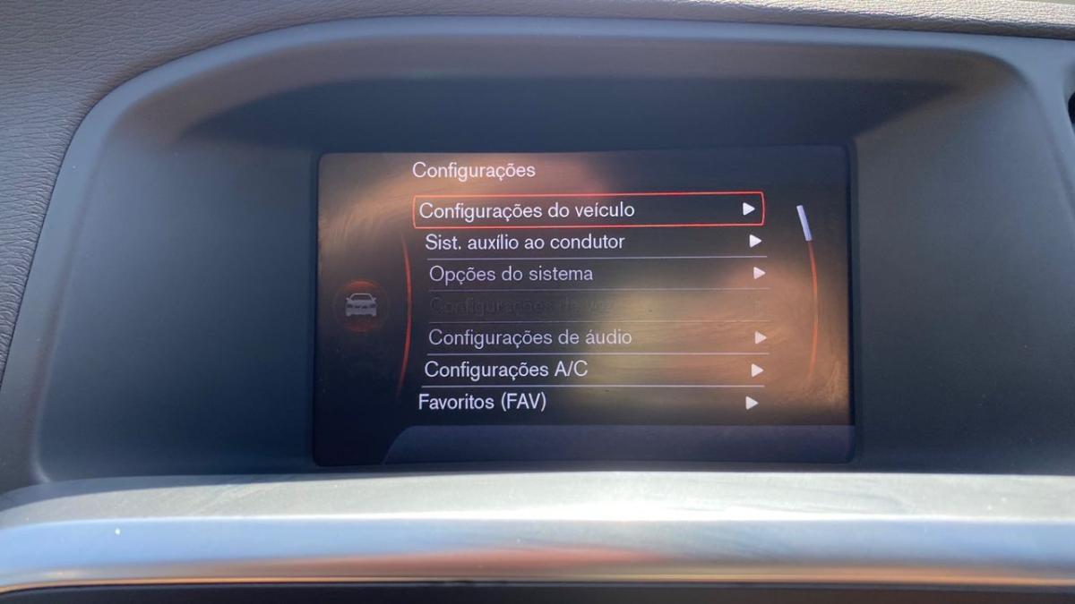 volvo-v60-2012-diesel-1560cc