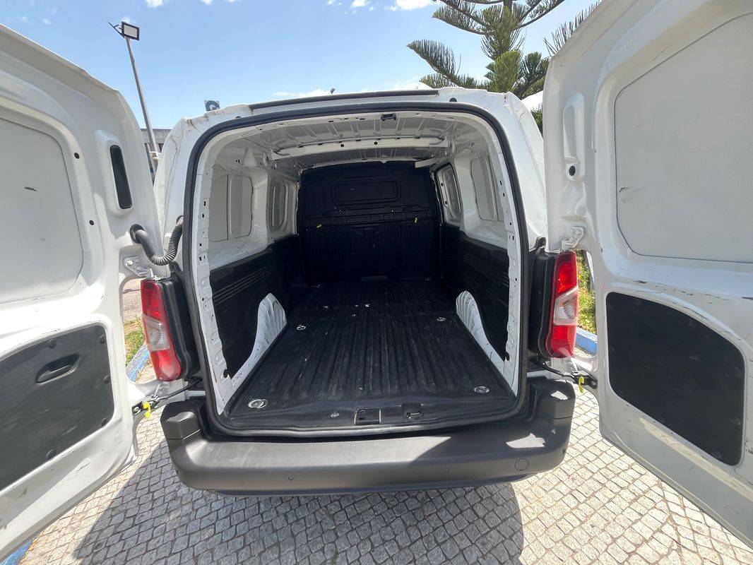 citroen-berlingo-2022-diesel-1499cc