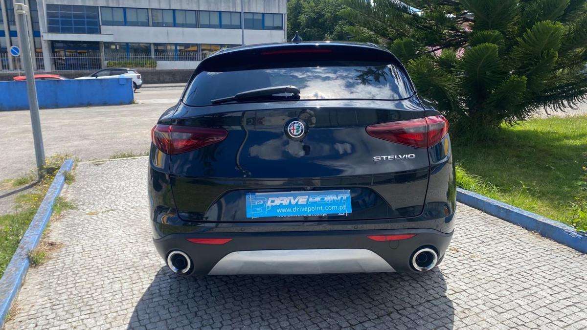 alfa-romeo-stelvio-2019-diesel-2143cc