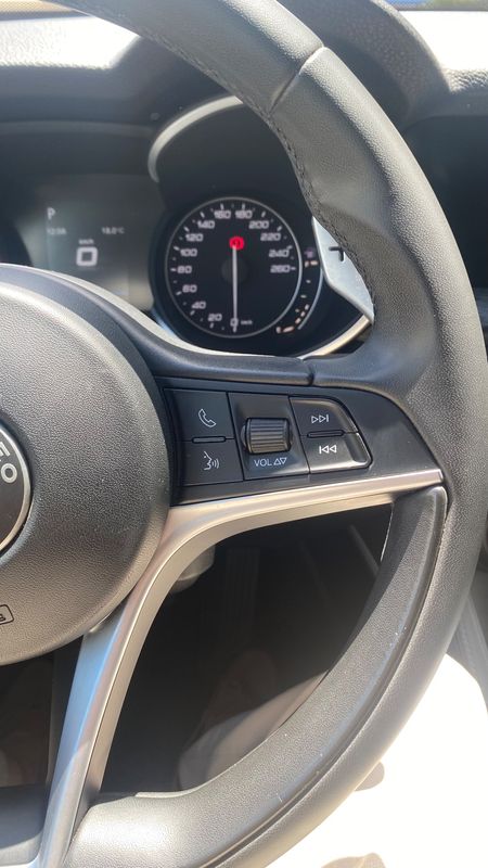 alfa-romeo-stelvio-2019-diesel-2143cc