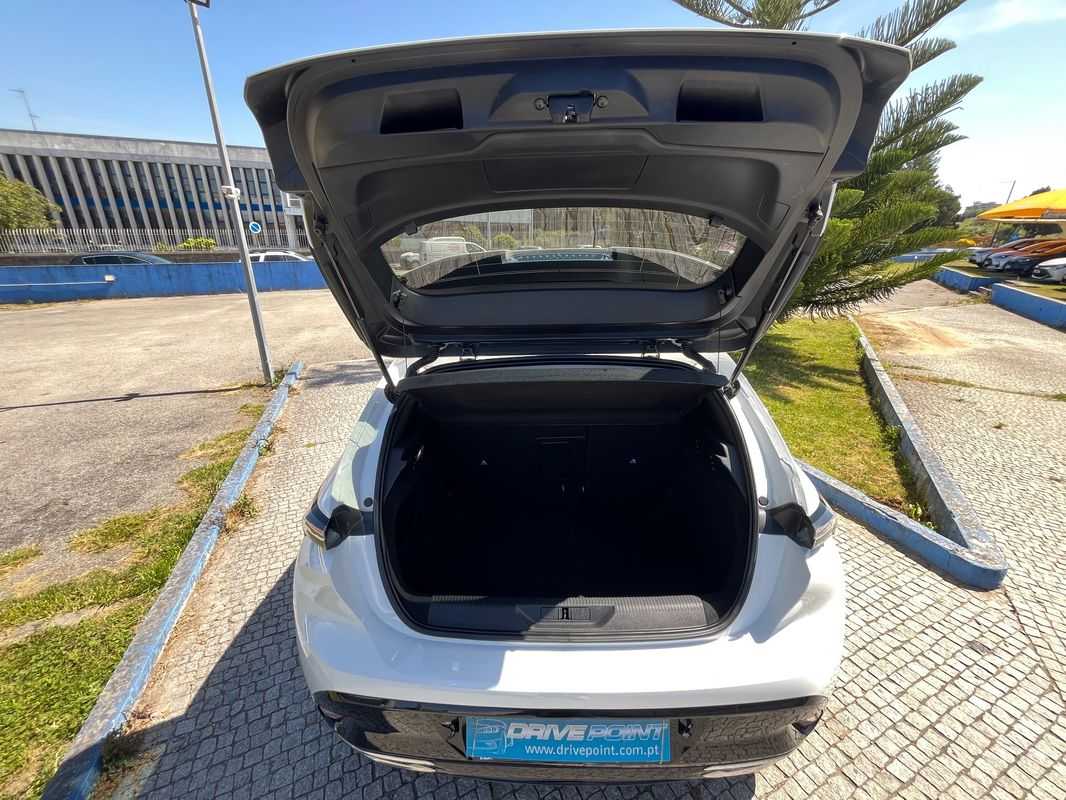 peugeot-308-2022-diesel-1499cc