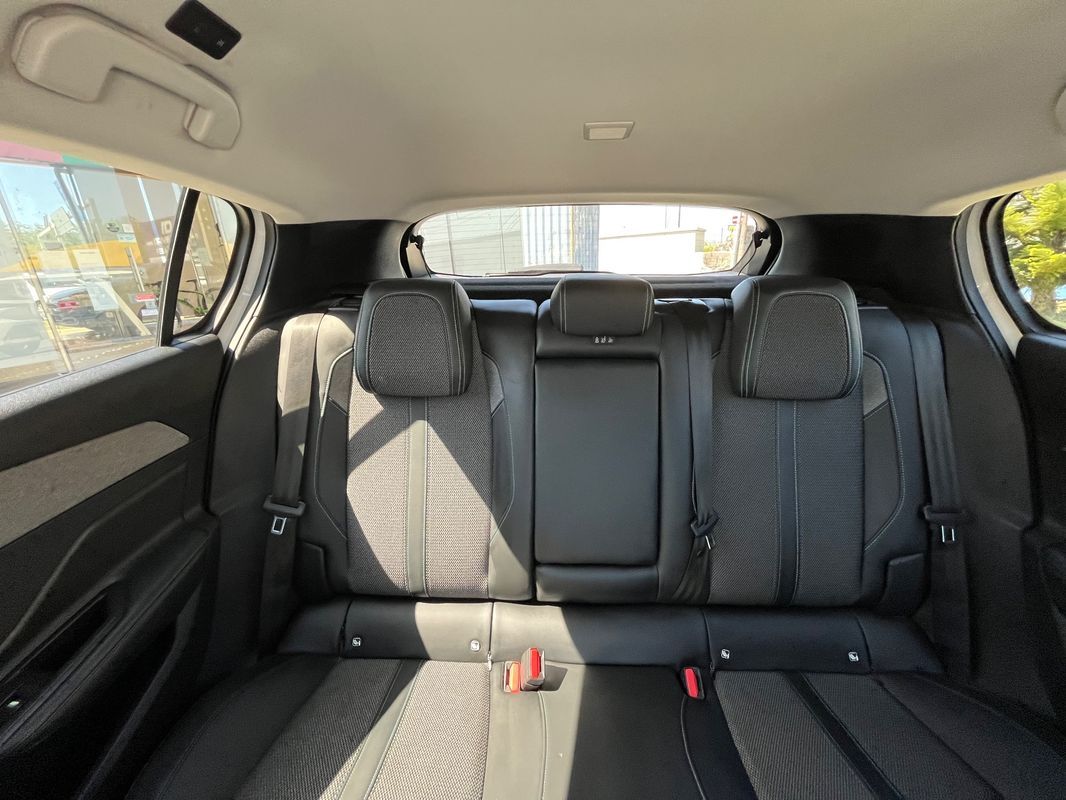 peugeot-308-2022-diesel-1499cc