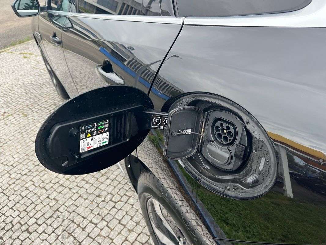 jaguar-f-pace-2022-hibrido-a-gasolina-1997cc