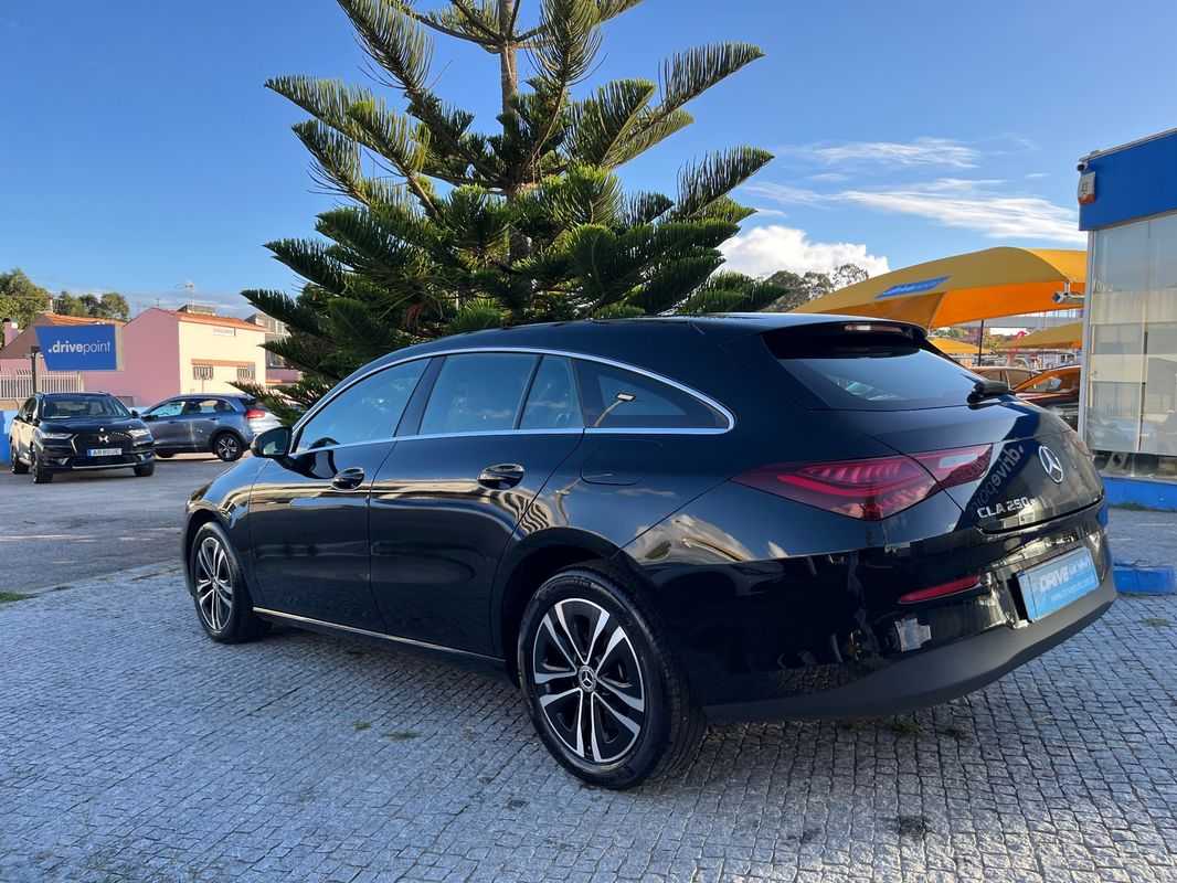 mercedes-benz-cla-2024-hibrido-a-gasolina-1332cc