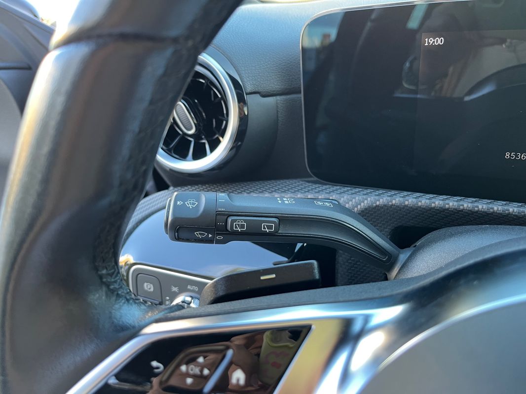 mercedes-benz-cla-2024-hibrido-a-gasolina-1332cc