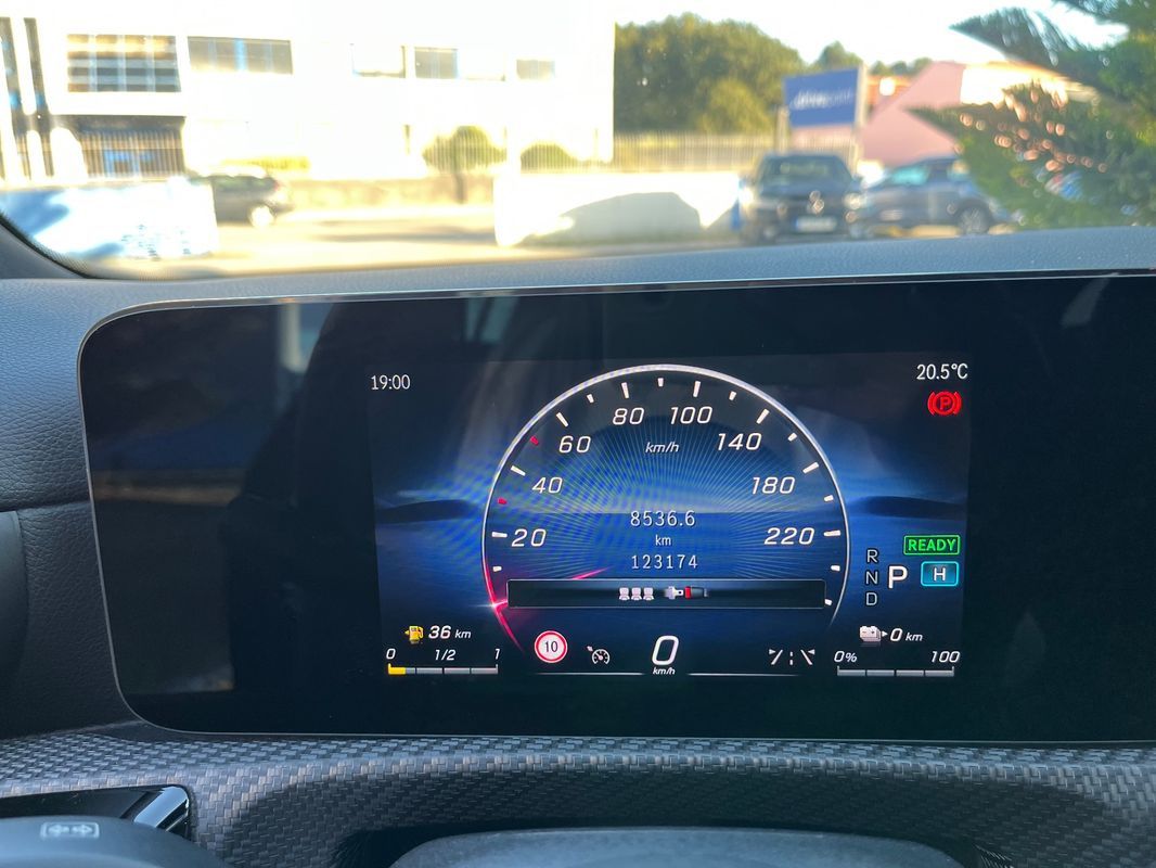 mercedes-benz-cla-2024-hibrido-a-gasolina-1332cc