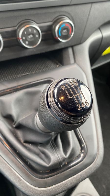 renault-kangoo-2021-diesel-1461cc