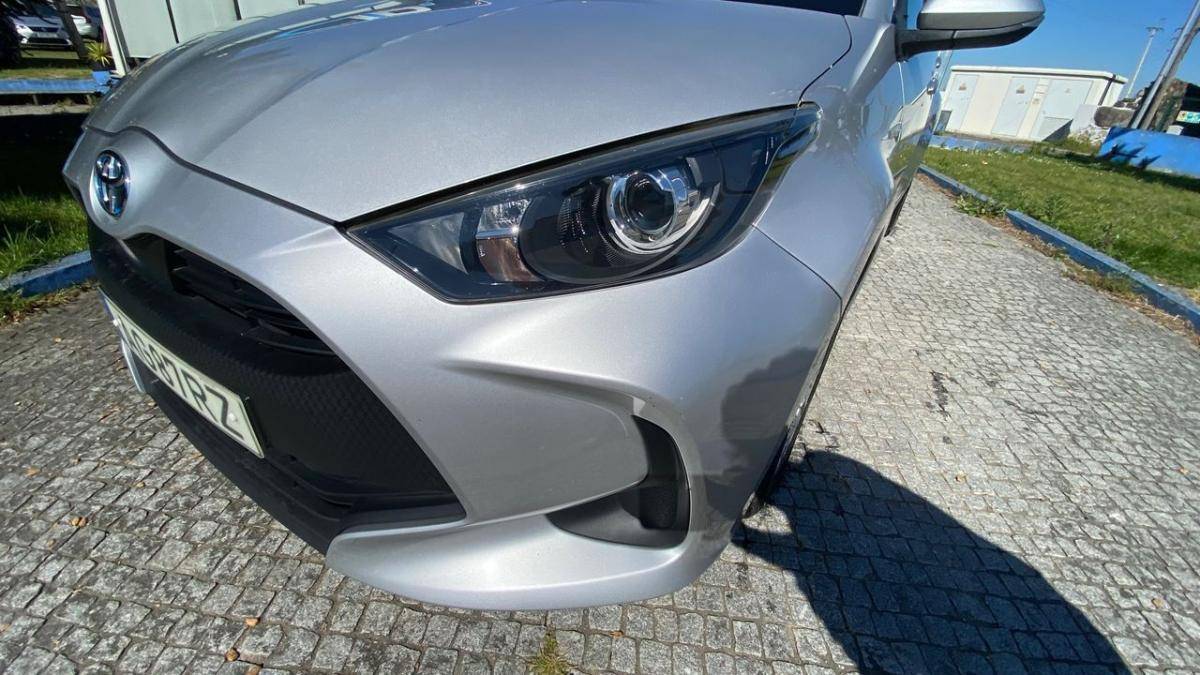 toyota-yaris-2021-hibrido-a-gasolina-1490cc