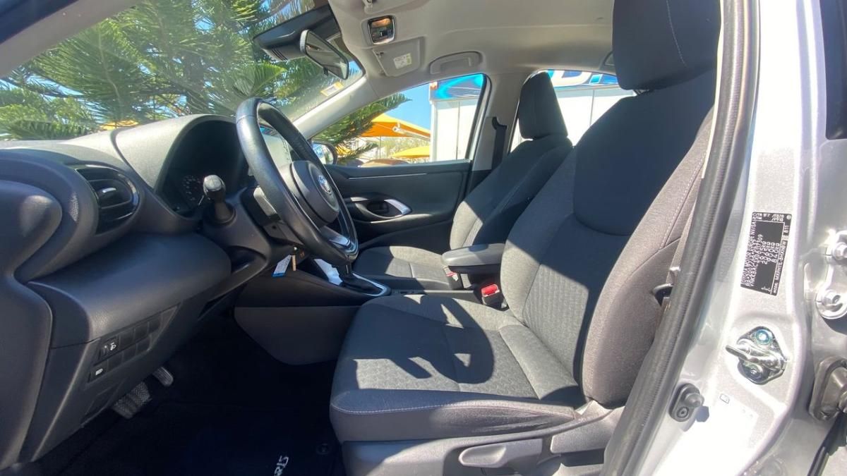 toyota-yaris-2021-hibrido-a-gasolina-1490cc