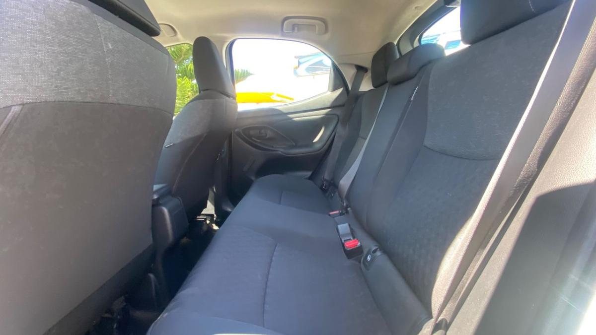 toyota-yaris-2021-hibrido-a-gasolina-1490cc