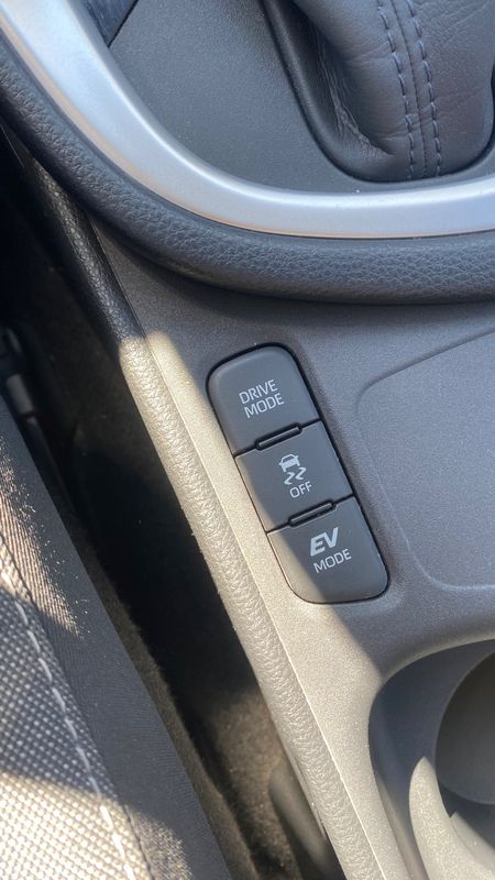toyota-yaris-2021-hibrido-a-gasolina-1490cc
