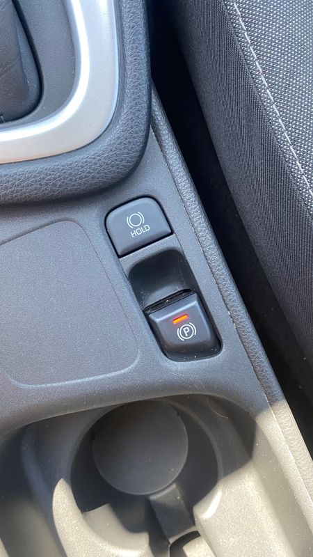 toyota-yaris-2021-hibrido-a-gasolina-1490cc