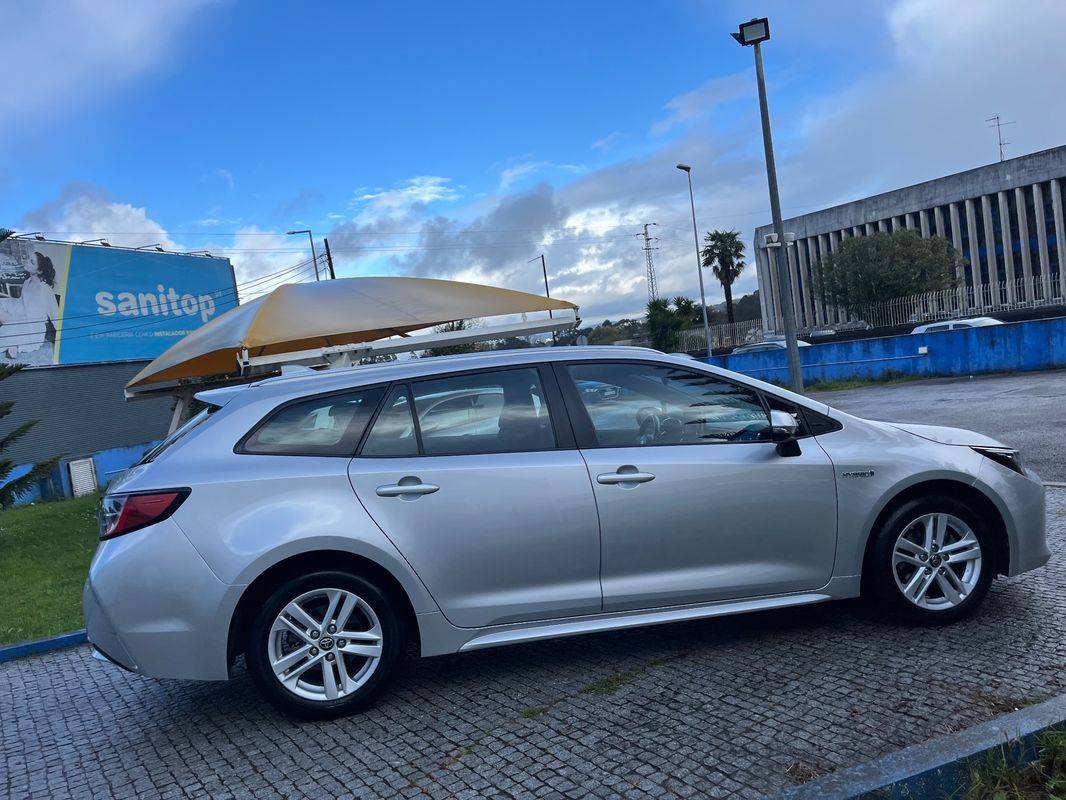 toyota-corolla-2022-hibrido-a-gasolina-1798cc