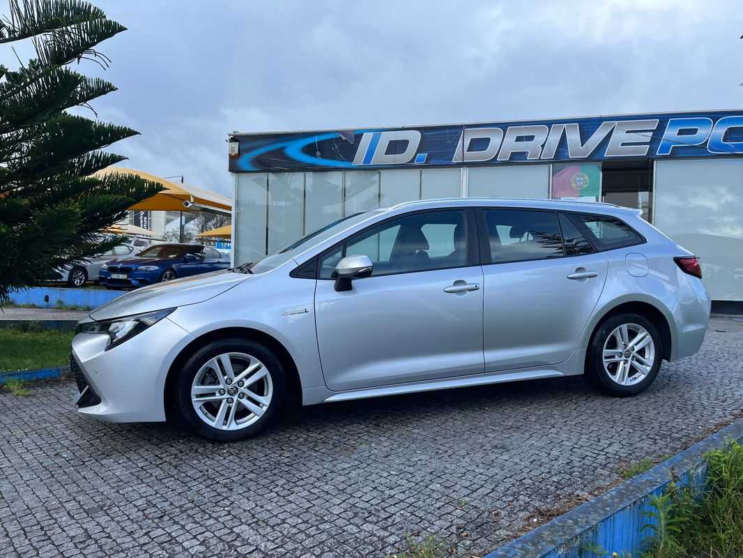 toyota-corolla-2022-hibrido-a-gasolina-1798cc