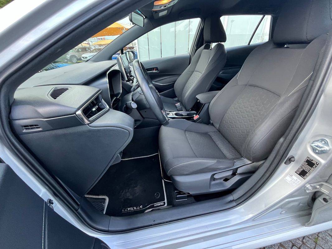 toyota-corolla-2022-hibrido-a-gasolina-1798cc