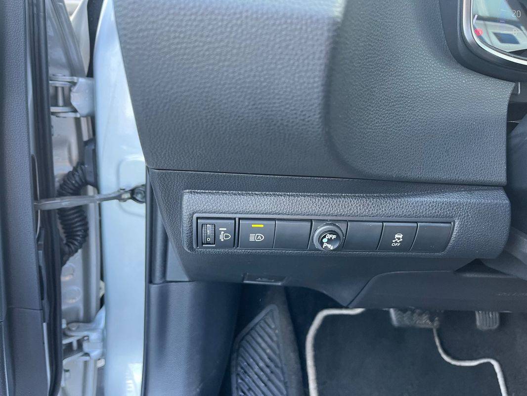 toyota-corolla-2022-hibrido-a-gasolina-1798cc