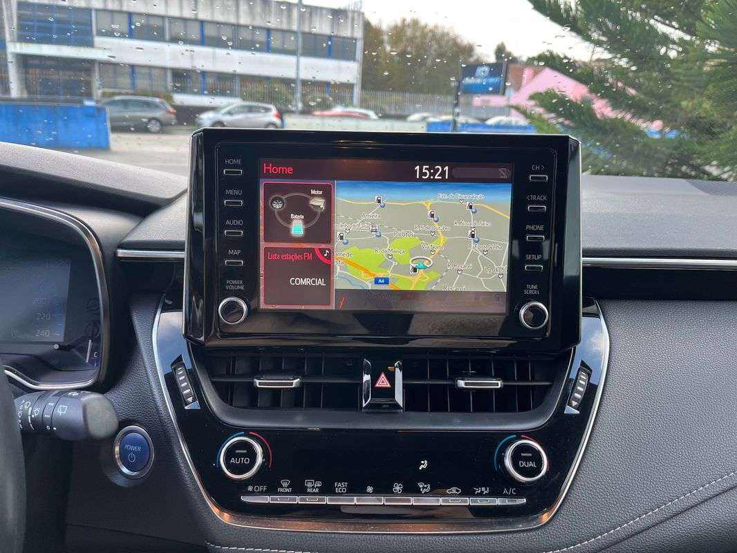 toyota-corolla-2022-hibrido-a-gasolina-1798cc
