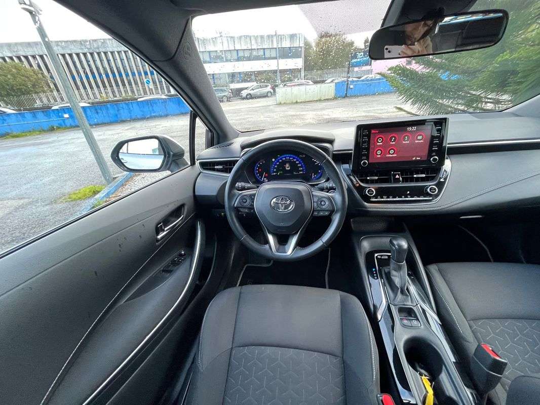 toyota-corolla-2022-hibrido-a-gasolina-1798cc