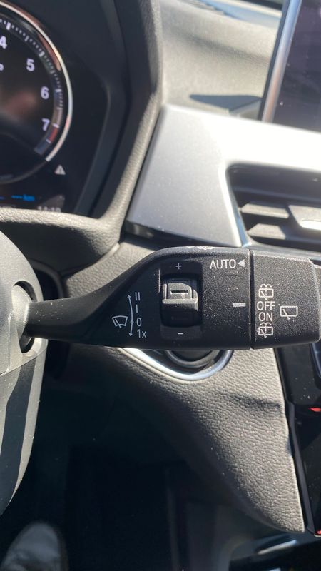 bmw-x1-2021-hibrido-a-gasolina-1499cc