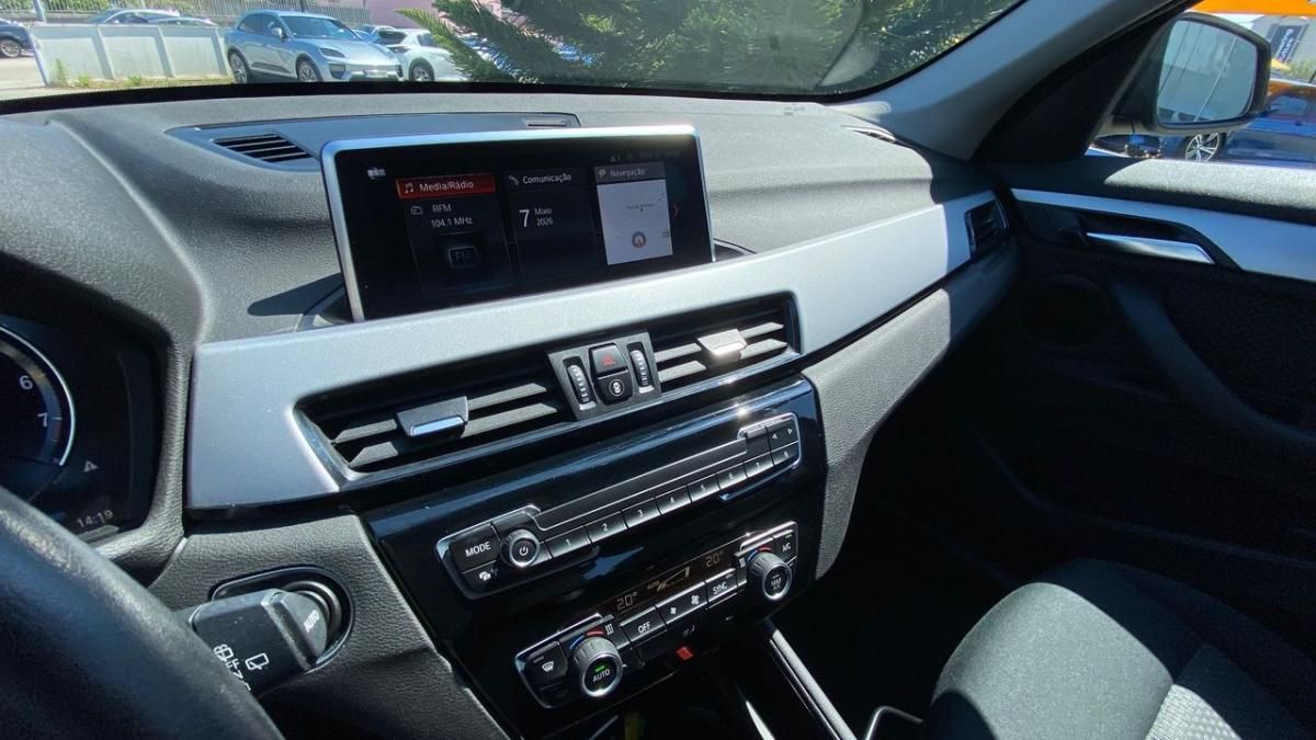 bmw-x1-2021-hibrido-a-gasolina-1499cc