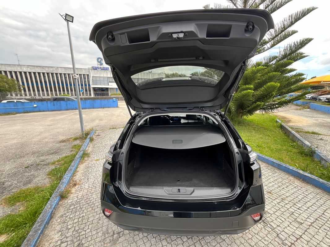 peugeot-308-sw-2022-diesel-1499cc