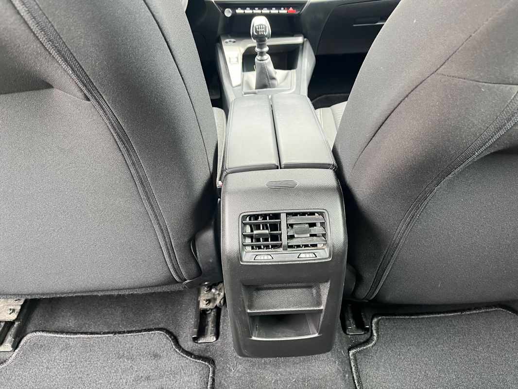 peugeot-308-sw-2022-diesel-1499cc