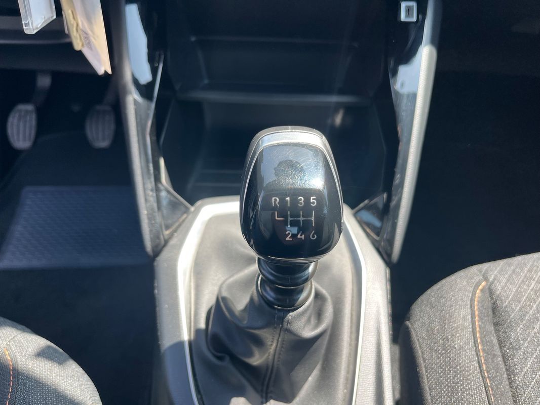 peugeot-2008-2025-gasolina-1199cc